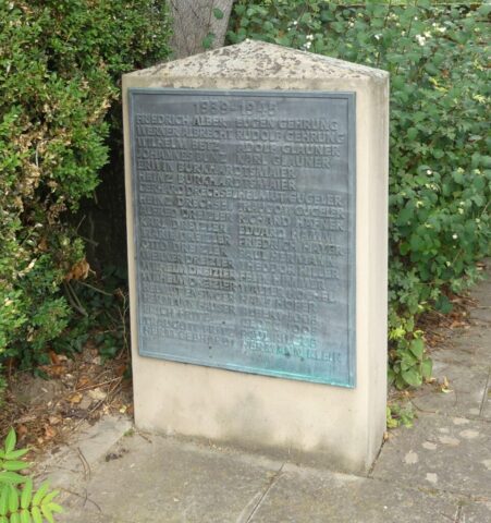 Denkmal für die Gefallenen beider Weltkriege 03