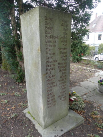 Denkmal für die Gefallenen beider Weltkriege 04