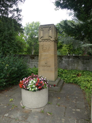 Denkmal für die Gefallenen beider Weltkriege 05
