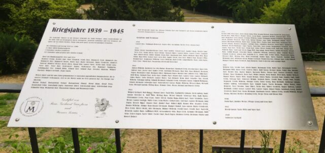 Denkmal für die Toten des Zweiten Weltkriegs 03