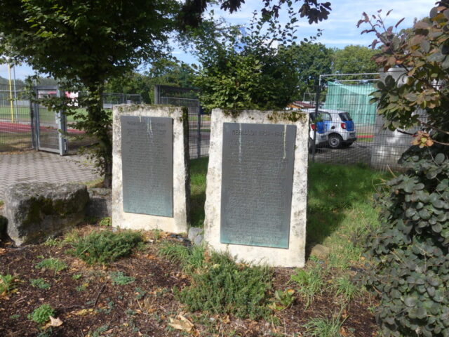 Gefallenendenkmal Turnverein Cannstatt 02